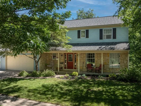 3030 Alleghany Dr NE, Cedar Rapids, IA 52402
