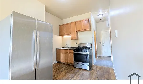 1631 S Homan Ave #3R — Photo 1