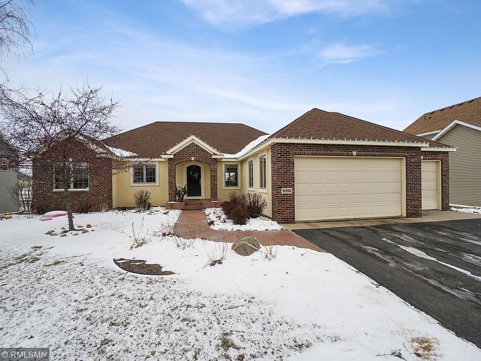 1st image of 9350 Kagan Cir NE
