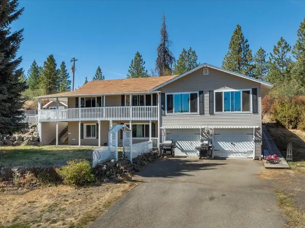 11803 N Pine Bluff Rd, Nine Mile Falls, WA 99026