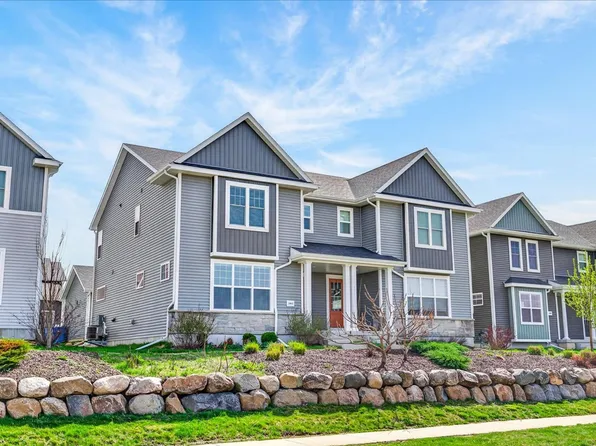 1045 Range Trl, Verona, WI 53593