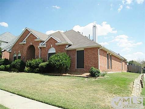 5th image of 4601 Newport Dr
