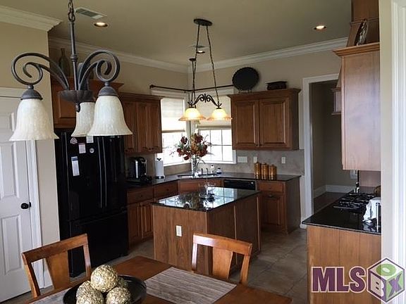 2nd image of 13375 Williamsburg Dr