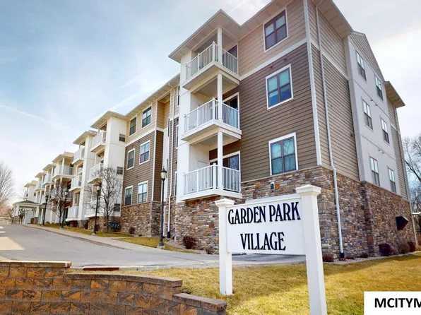 809 7th Ave N APT 212, Clear Lake, IA 50428