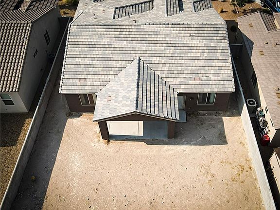 3rd image of 2133 Horsemint Ave