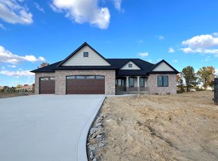 10193 Steinbeck Dr, Granger, IN