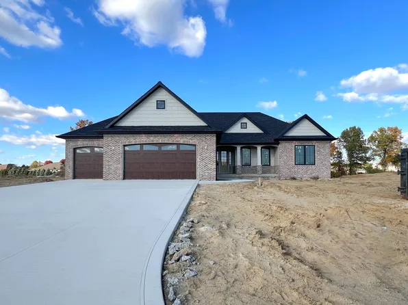 10193 Steinbeck Dr, Granger, IN 46530