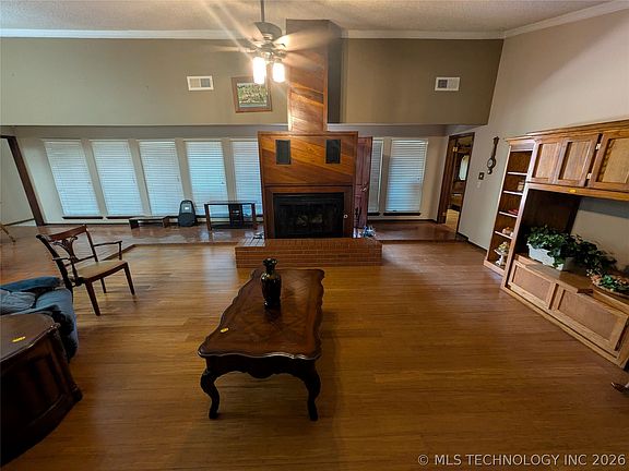 5th image of 2317 NW Dunstan Ln