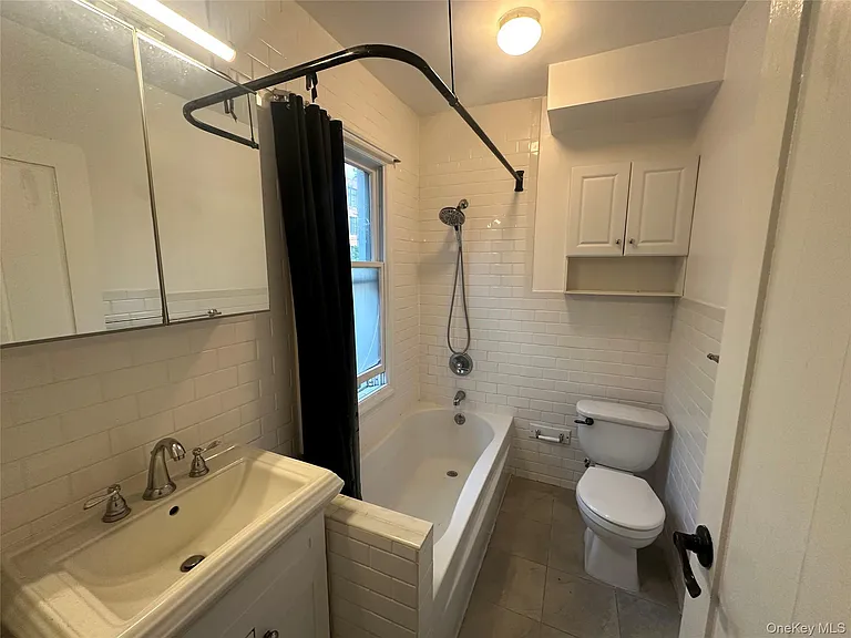 437 Warburton Ave #2 — Photo 18