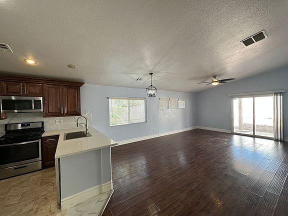 3rd image of 5969 Belcastro St