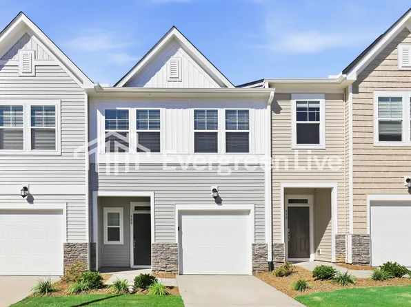 988 Pilot St, Haw River, NC 27258