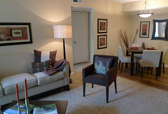 Living Room / Dining Room