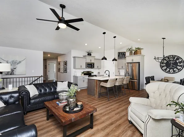 1216 NW 29th St, Ankeny, IA 50023