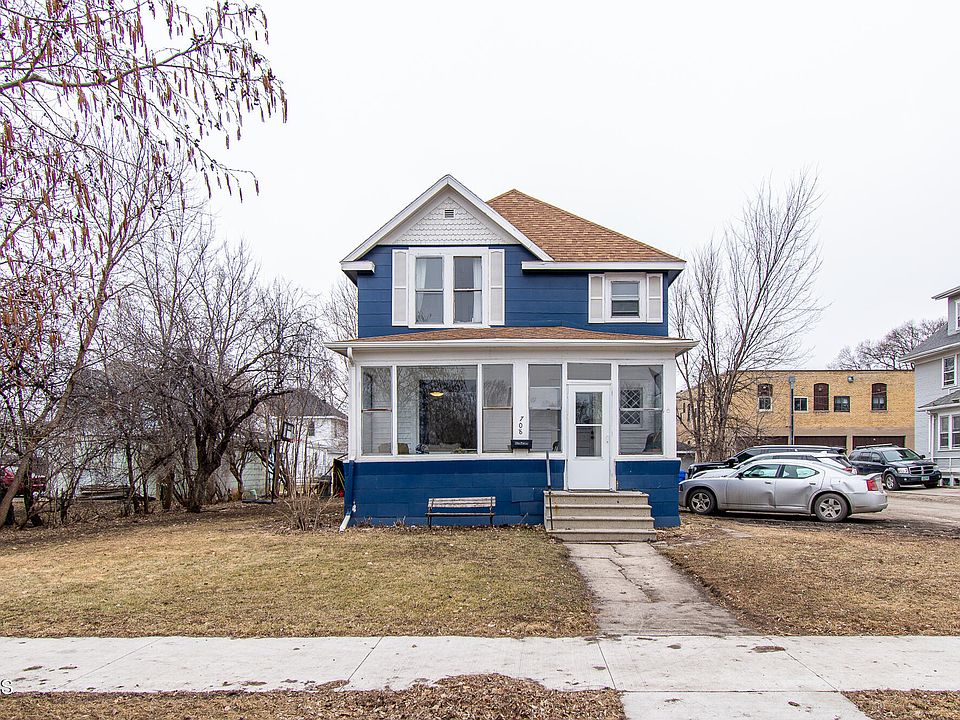 1st image of 708 7th St N