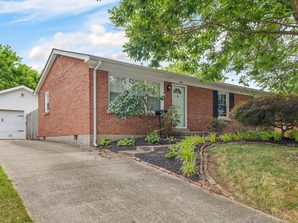 1695 Waycross Cir, Lexington, KY 40505