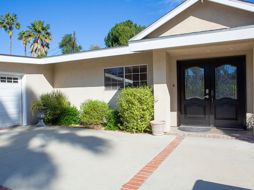 1st image of 5200 Valley Circle Blvd