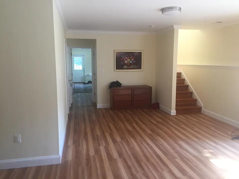 506 Quaint Acres Dr #1
