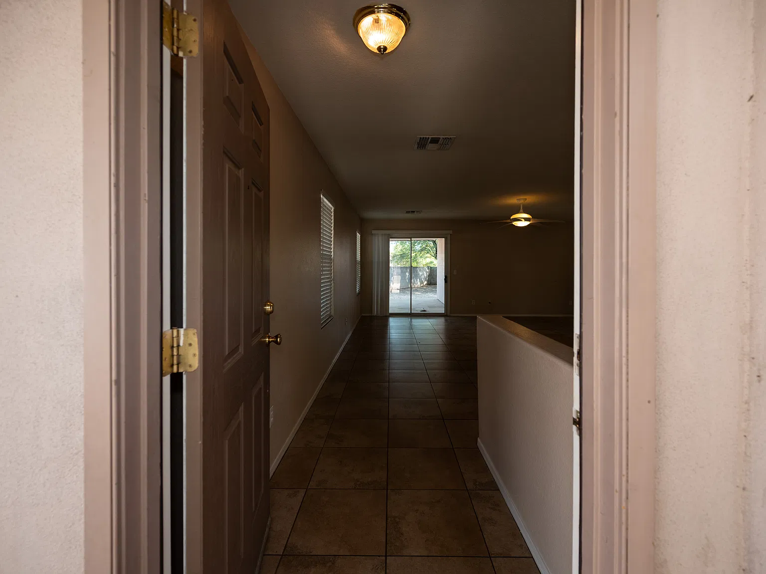 3 bed, 1560 sqft, $1,600 — Photo 2