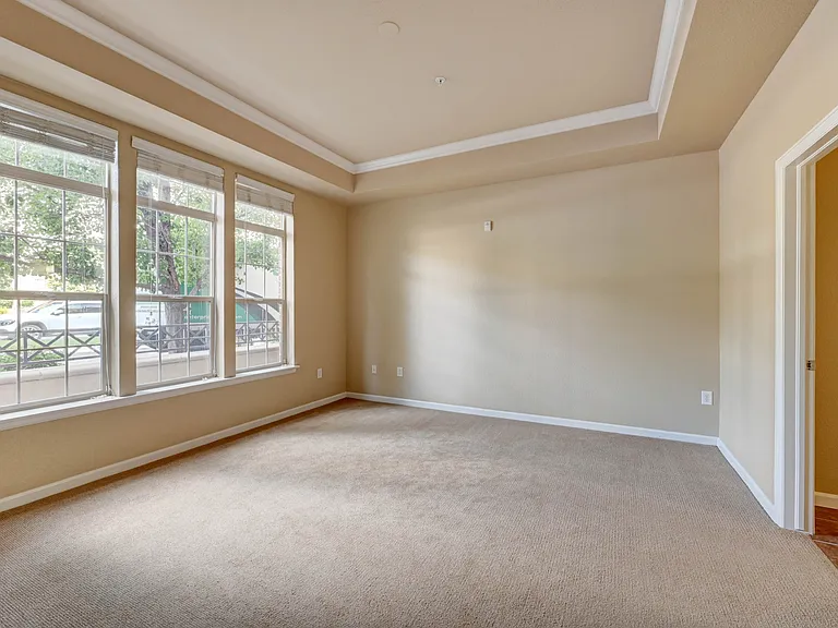 7820 Inverness Blvd — Photo 11