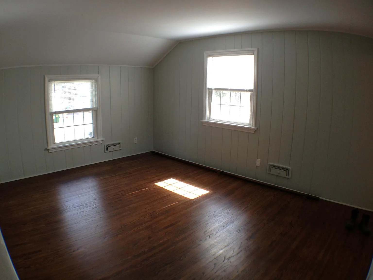 21 Brooklawn Dr — Photo 2