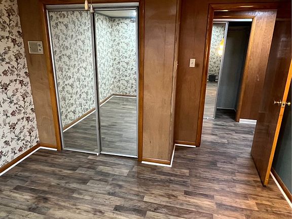 4th image of 101 Sinclair Ave APT 105