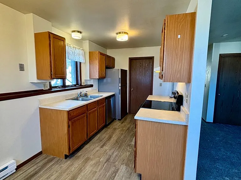 744 Darby St. — Photo 6