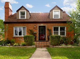 515 N Main St, Mount Prospect, IL 60056