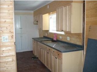 12 Friend St, Kennebunk, ME 04043