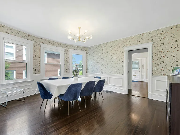 78 Franklin St — Photo 32