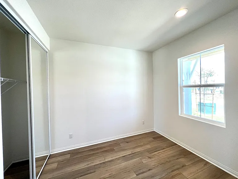 9629 Mondrian Ln — Photo 6