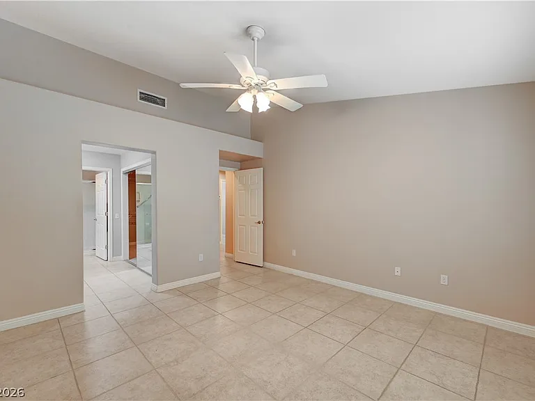 10609 Paradise Point Dr — Photo 23