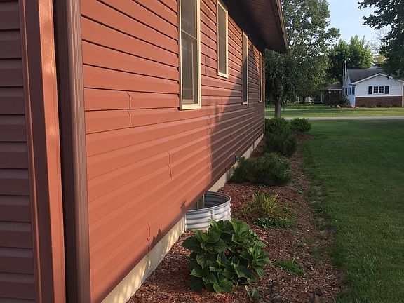 Left side yard