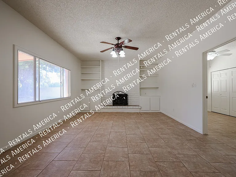 2723 S Estrella Cir — Photo 16