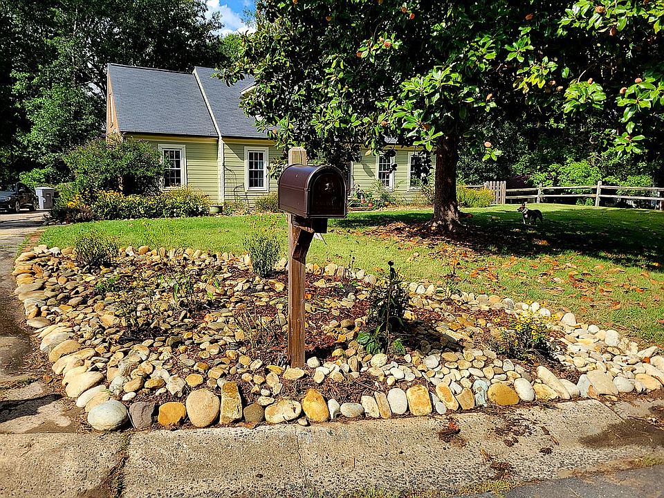 1st image of 2908 Braewood Pl