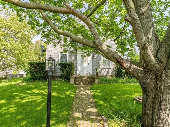 1000 Paul Rd, Rochester, NY 14624
