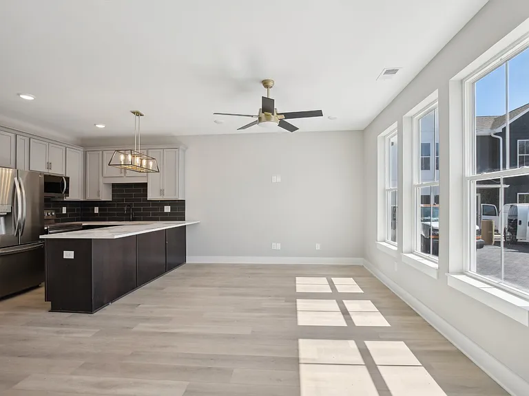 345 Archwood Dr — Photo 16