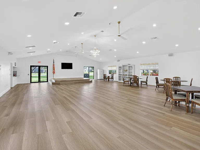 7558 Ironbridge Cir — Photo 170
