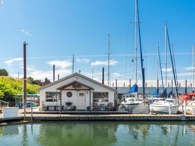 3737 NE Marine Dr Unit 4-01, Portland, OR, 97211