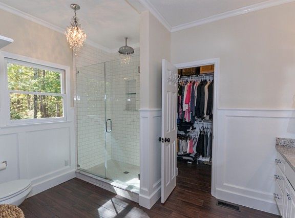 4th image of 1054 Rocky Shoals Dr