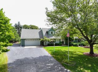 3802 22nd Ave, Sterling, IL 61081