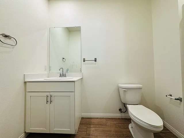 4 bed, 3.5 bath, 1779 sqft, $4,200 — Photo 4