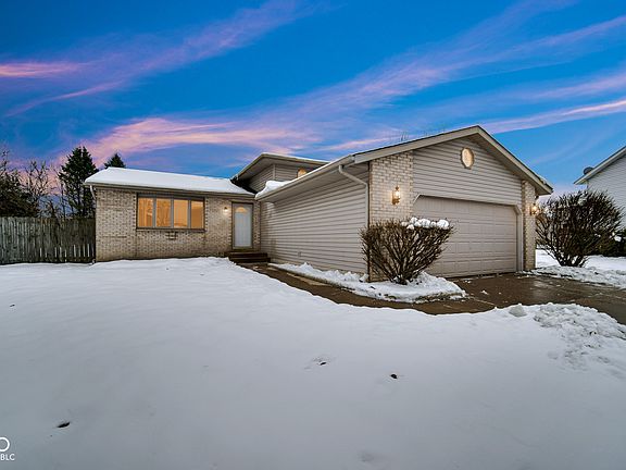 2nd image of 7951 Murrelet St