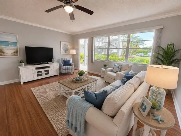261 Suffolk F, Boca Raton, FL 33434