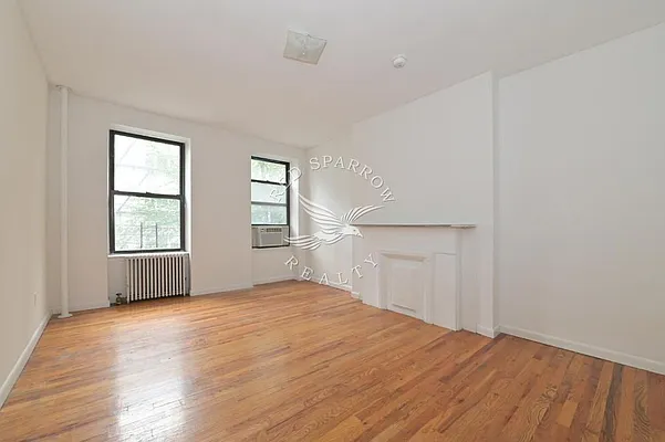 Rented by Red Sparrow Realty Group | media 12