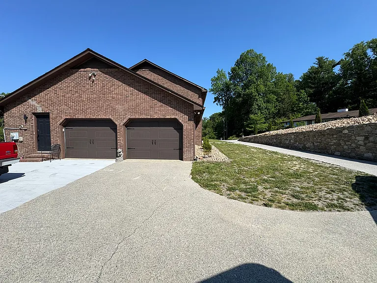 1333 Valmont Dr — Photo 43