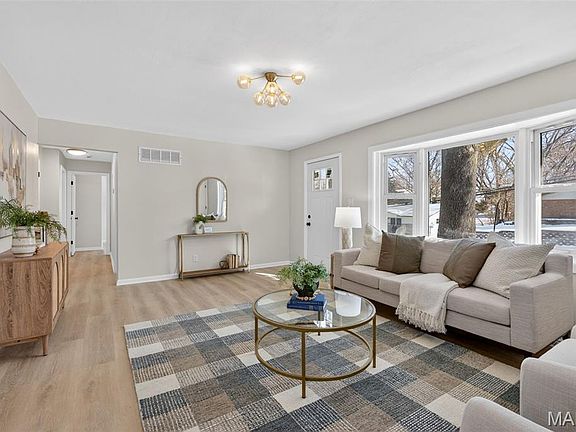 4th image of 1267 Arnold Tenbrook Rd