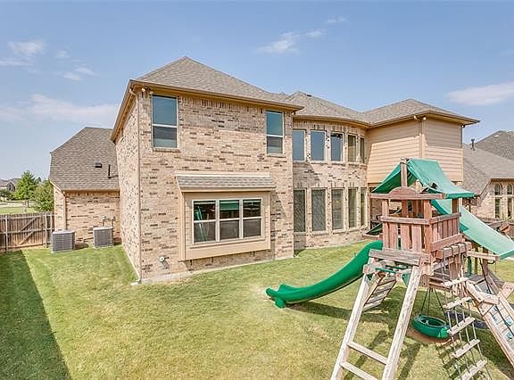 4th image of 1216 Litchfield Ln