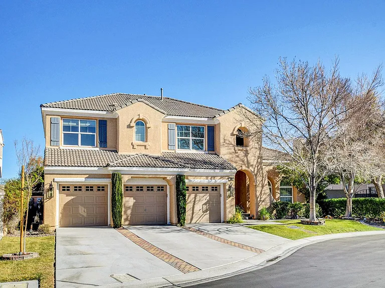 308 Round Stone Ct — Photo 73