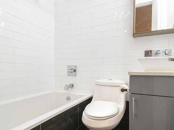 5th image of 55 Brooklyn Ave APT 2