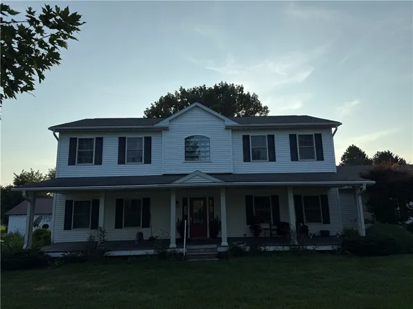 26465 E 1680th St, Chrisman, IL 61924